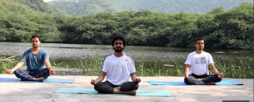 Eazy Yoga Cover