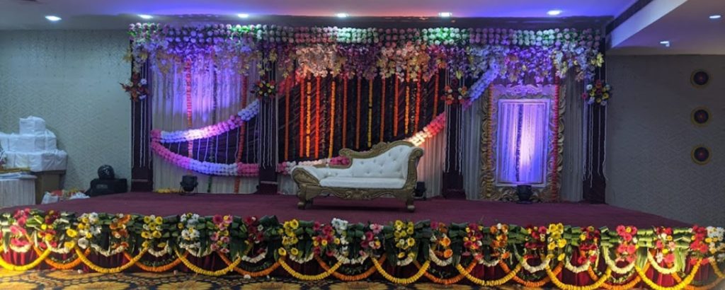 Ambience Banquet Cover