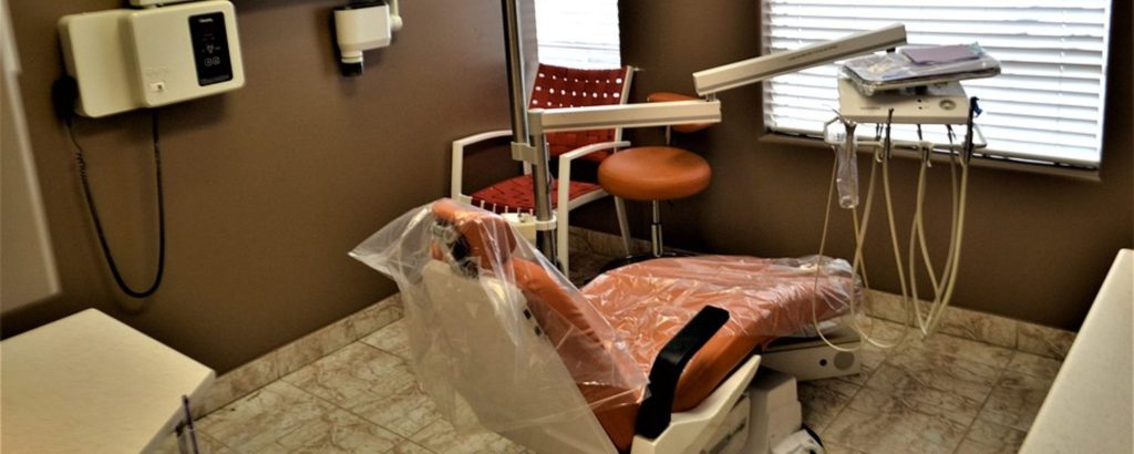Clove Dental Dwarka Mor Cover