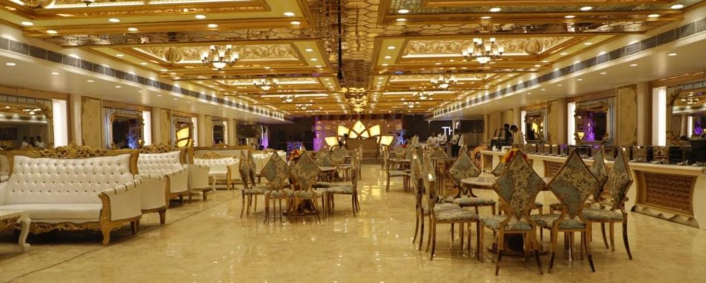 Royal Dreams Banquet Cover