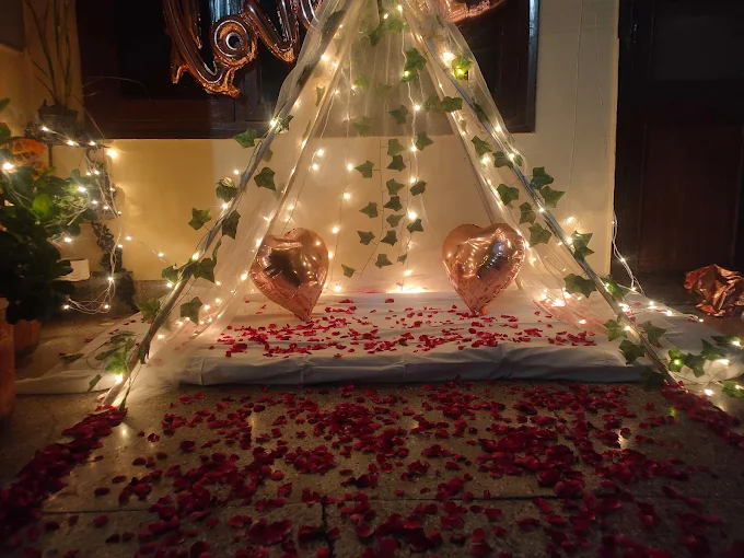 Muraad Decorations Banner