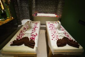 The Infinity Luxury Spa Image 2