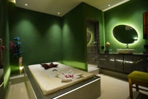 The Infinity Luxury Spa Image 3