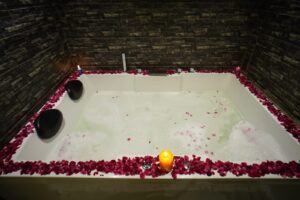 The Infinity Luxury Spa Image 4