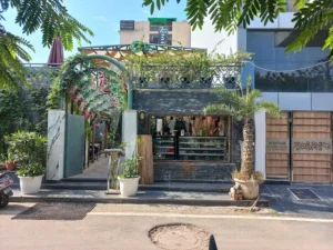 Courtyard Revibe 5