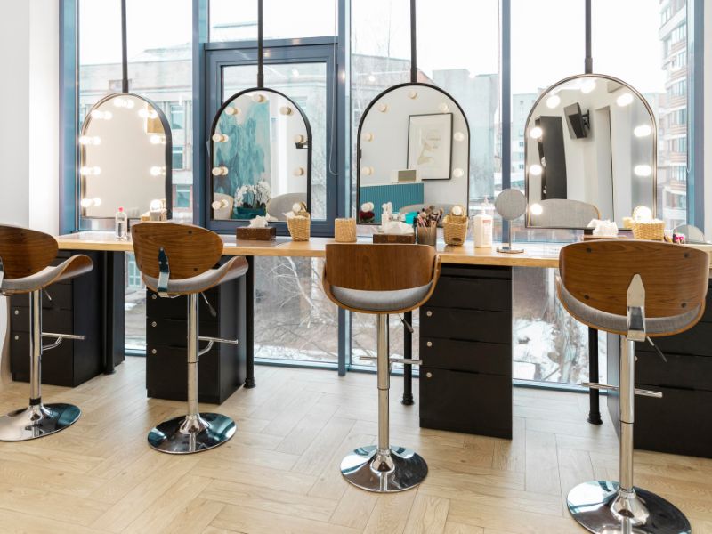 Top Salons in Dwarka